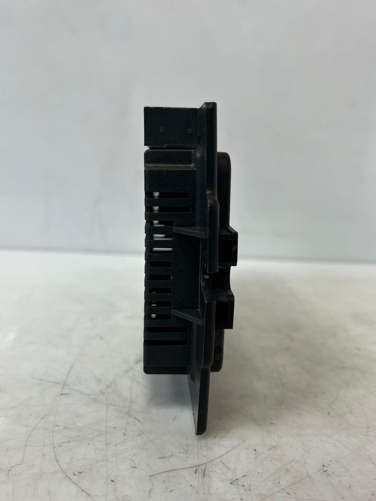 BMW FRM3 E70 LEAR Footwell Light Control Module LCM 9263789 OEM