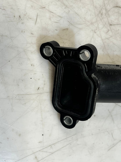BMW 2' E91 F22 X1 E84 E90 Engine Coolant Water Pipe Hose Cylinder Head 7810707