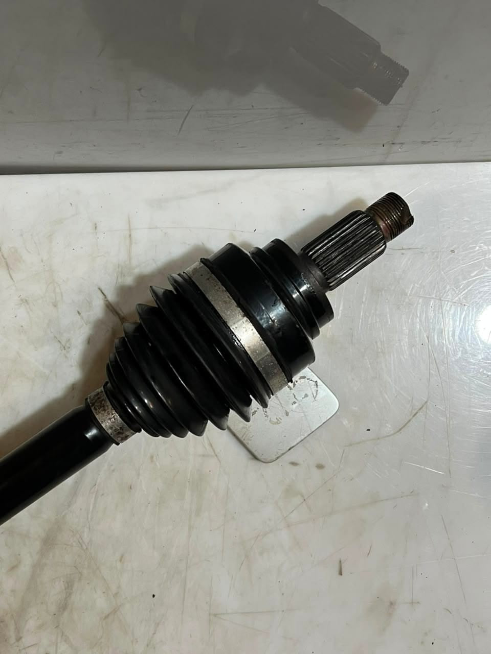 2011 BMW 3' 4' F30 F31 F34 F32 F33 F36 LCI LEFT Rear Axle Drive Shaft 7637445 