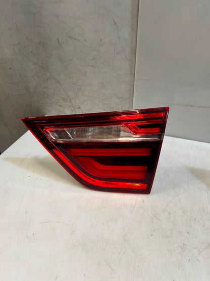 2015-2018 BMW X4 X3 F26 Right Tailgate Tail Light 7331284 7331283 OEM