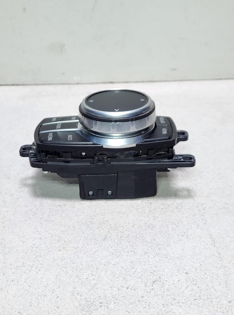 BMW F30, F32, F33 F80 Idrive Touch Controller Center Console 9866964 OEM