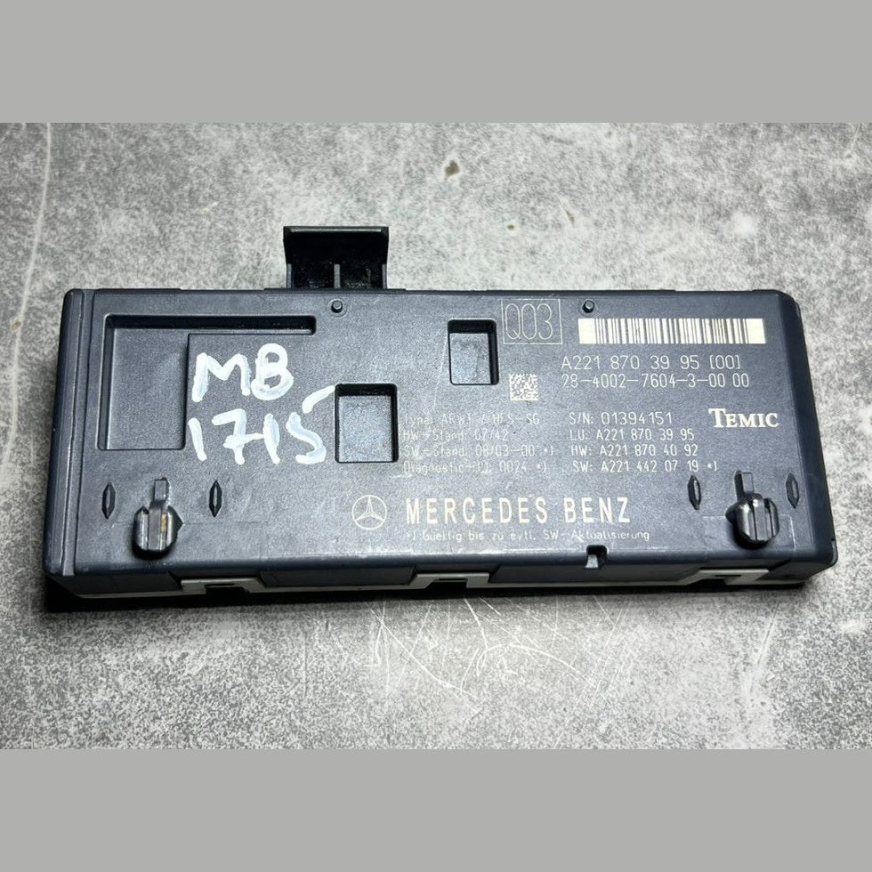 07-13 Mercedes W221 S550 Trunk Release Remote Open Close Module A221 8703995 OEM