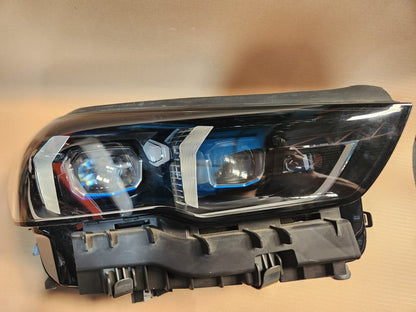 Genuine BMW Adaptive LED Headlight 5A798D2 5 Series G60 G61 and M5