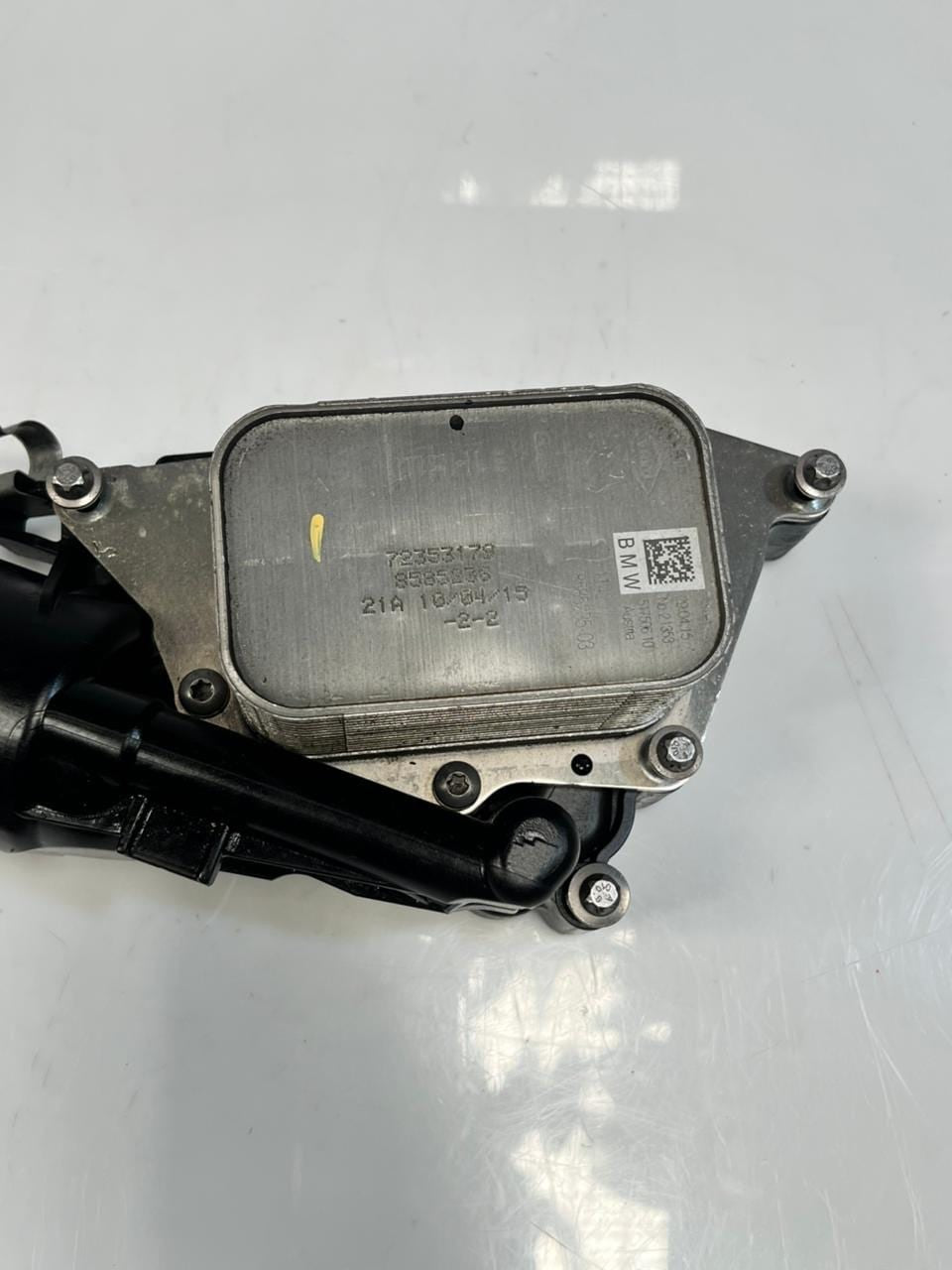 2017-2024 Mini Cooper F60 F56 1.5 12V 136HP Countryman Engine Oil Cooler 8585236