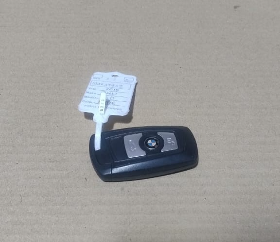 BMW 1 SERIES F20 LCI  116D ECU B37 ENGINE IGNITION KIT OEM+ KEY OEM  8589141