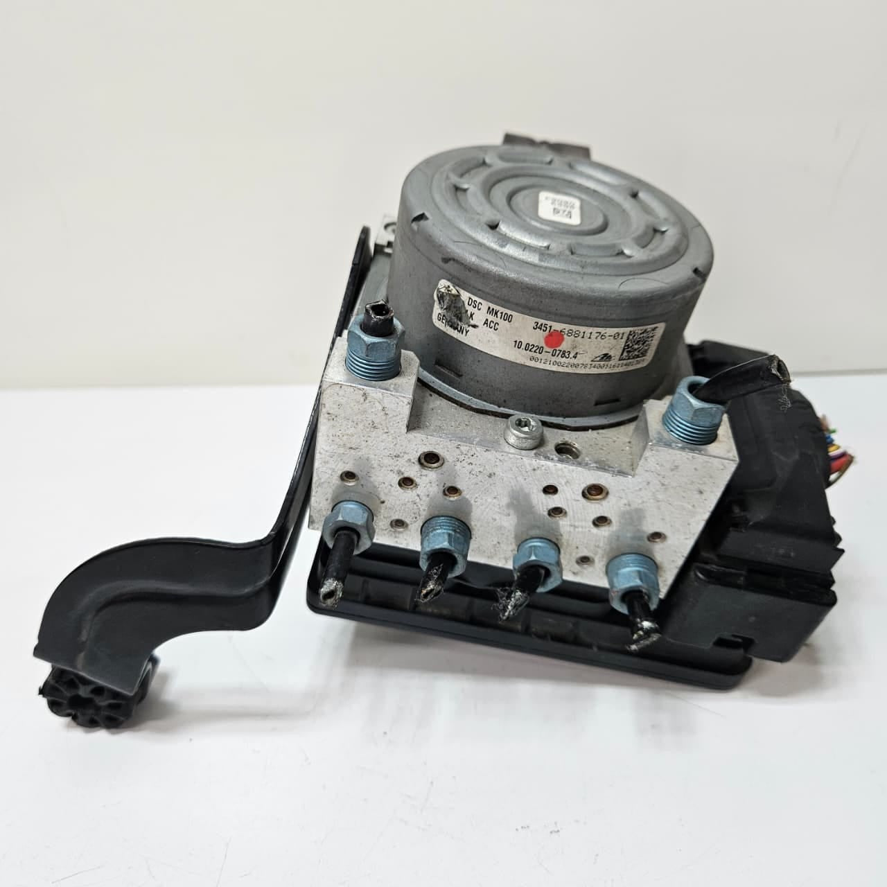 OEM BMW 3 Series F30 F35 F31 ABS DSc Control Unit Module 6881177