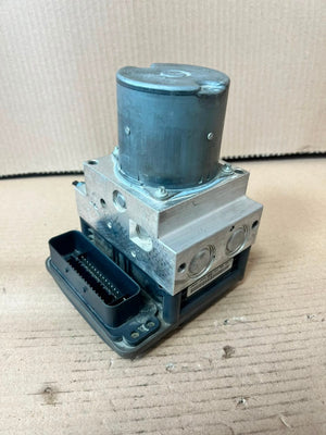 2011 BMW 5 Series F10/F11 F01 F02 550i ABS/DSC Hydraulic Pump Unit 6799517 OEM