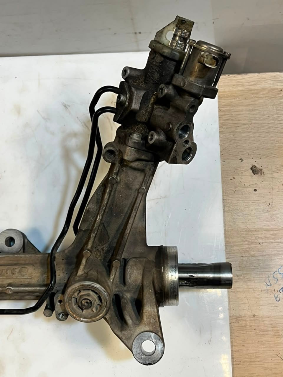 BMW 7 Series F01 F02 F03 F04 750i L1 HYDRAULIC Power Steering Rack 6795220 OEM
