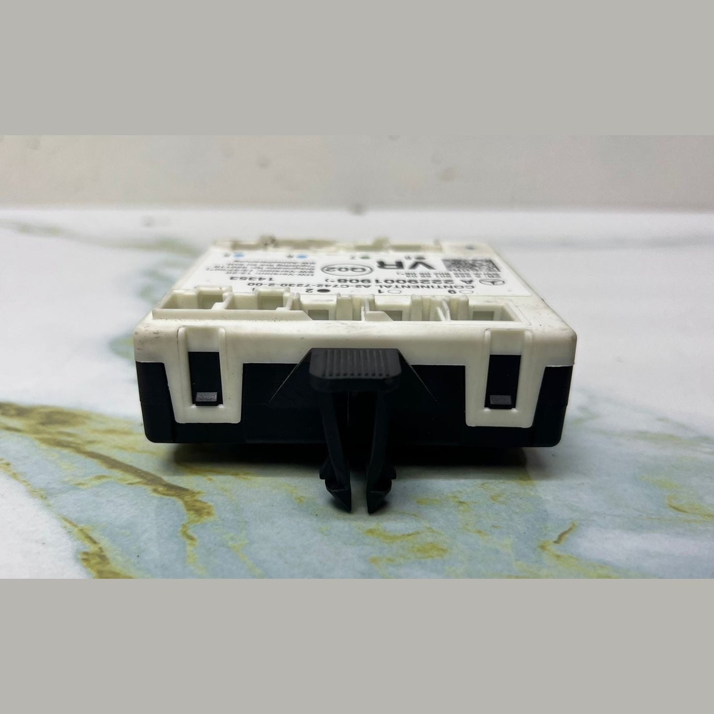 Mercedes-Benz Door Control Module A 2229001908 W222 S-Class and C-Class