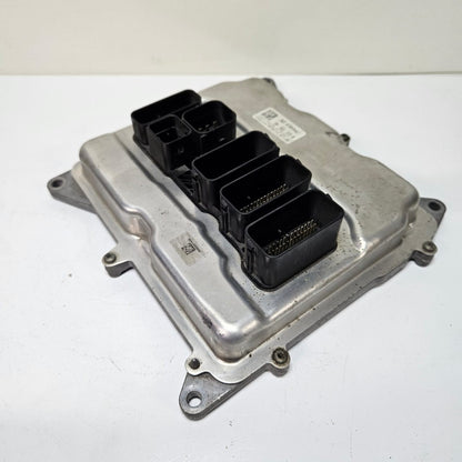 2012-2015 BMW N20, F22, F30, F31, F32, F34 320i Engine Control Unit 8631725 USED