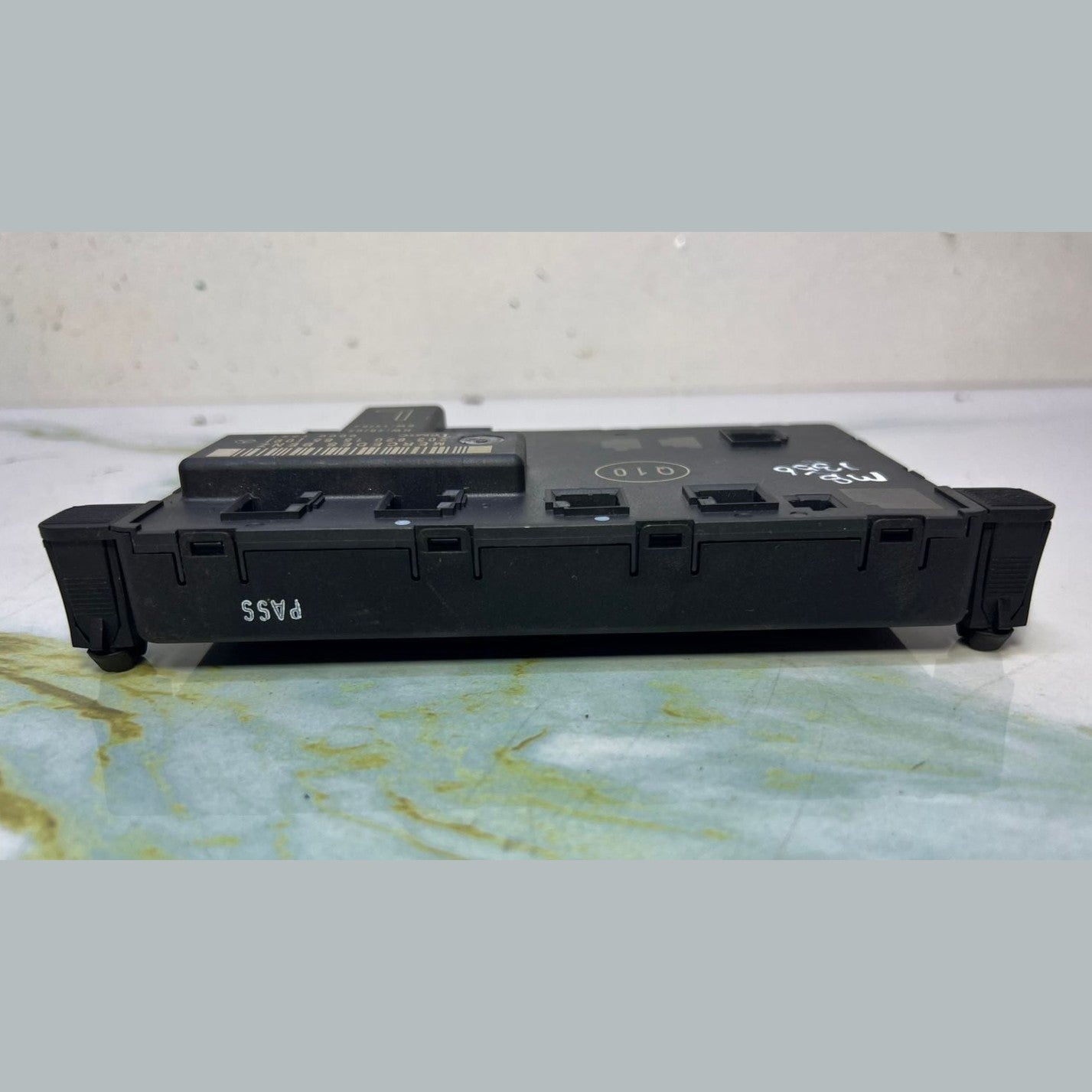 Genuine 02-07 Mercedes-Benz C230 Front Left Door Control Module 2038201585 W203 
