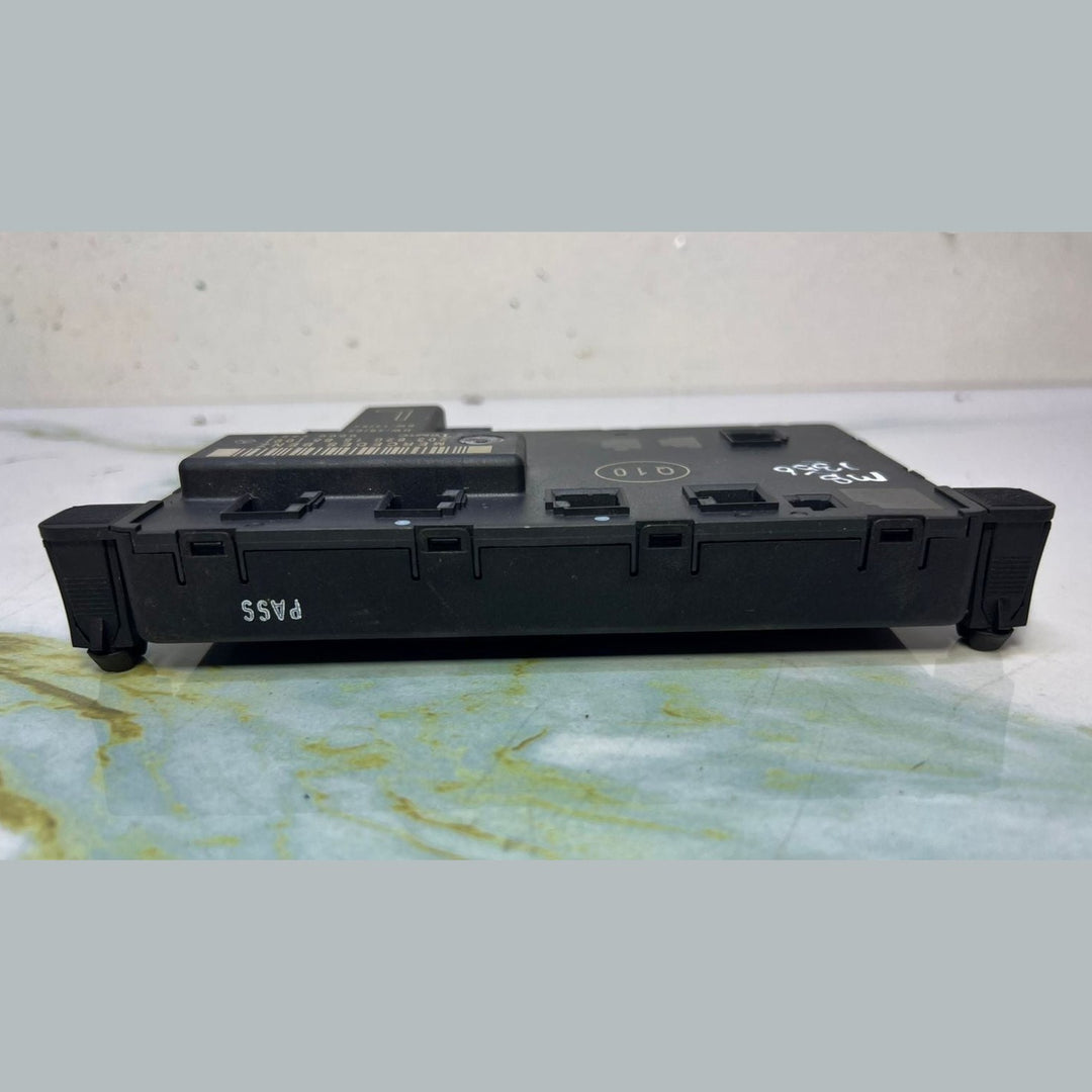 Genuine 02-07 Mercedes-Benz C230 Front Left Door Control Module 2038201585 W203 