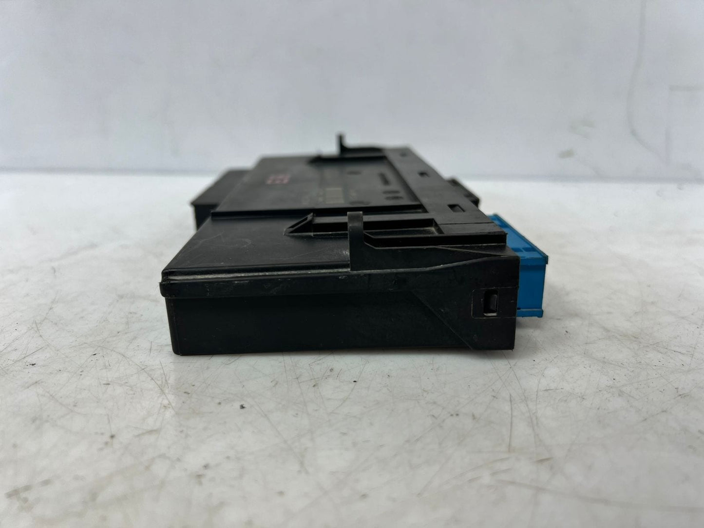 2010-2013 BMW 135i E92 M3, 1' 3' E MODEL Body Control Module BCM 9229872 OEM