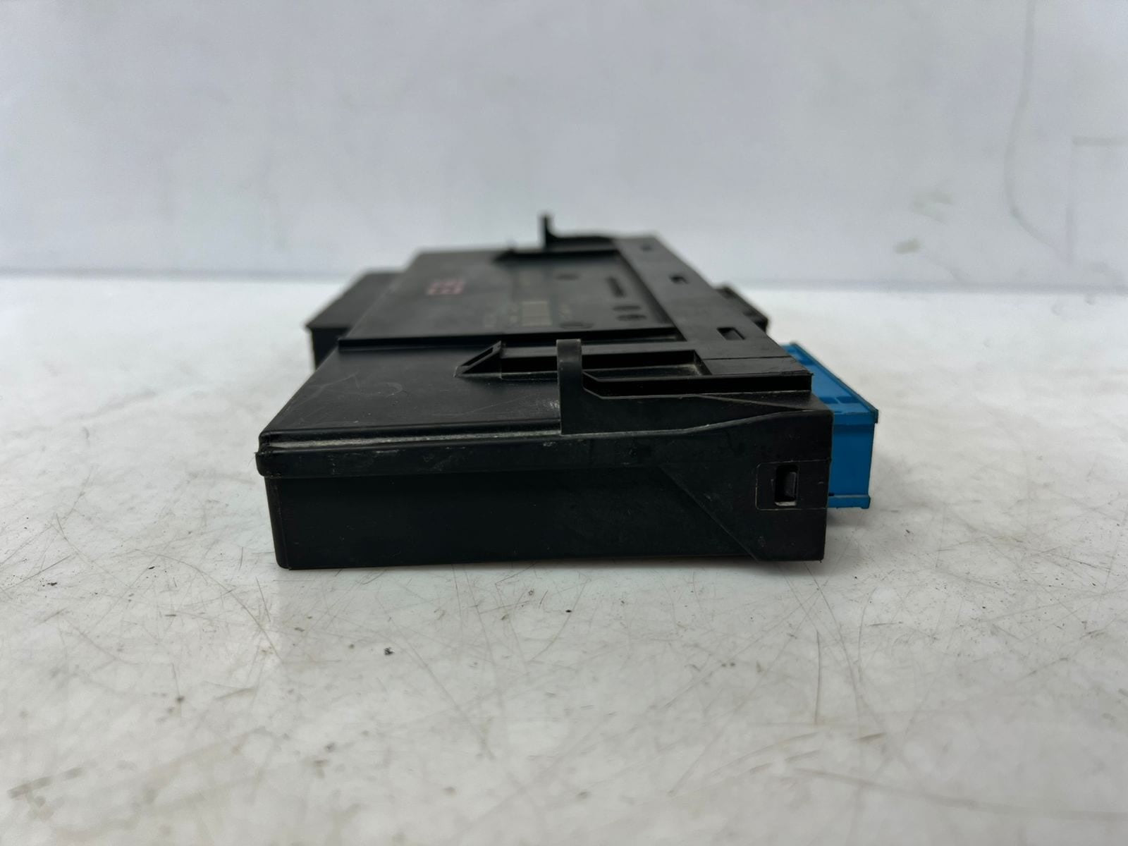 2010-2013 BMW 135i E92 M3, 1' 3' E MODEL Body Control Module BCM 9229872 OEM