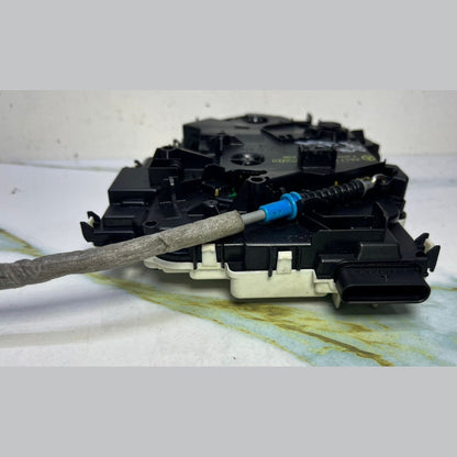 Genuine Mercedes-Benz Vito W447 Rear Sliding Actuator Door Lock A447 7302902 OEM