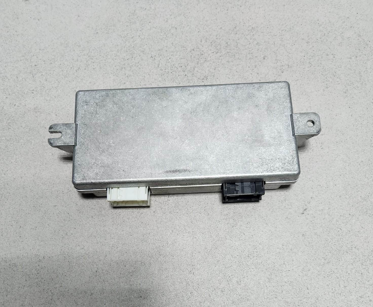 2016 BMW i8 Surround View Camera Control Module 9365047 I12 X3 F25 X4 F26 X5 F15
