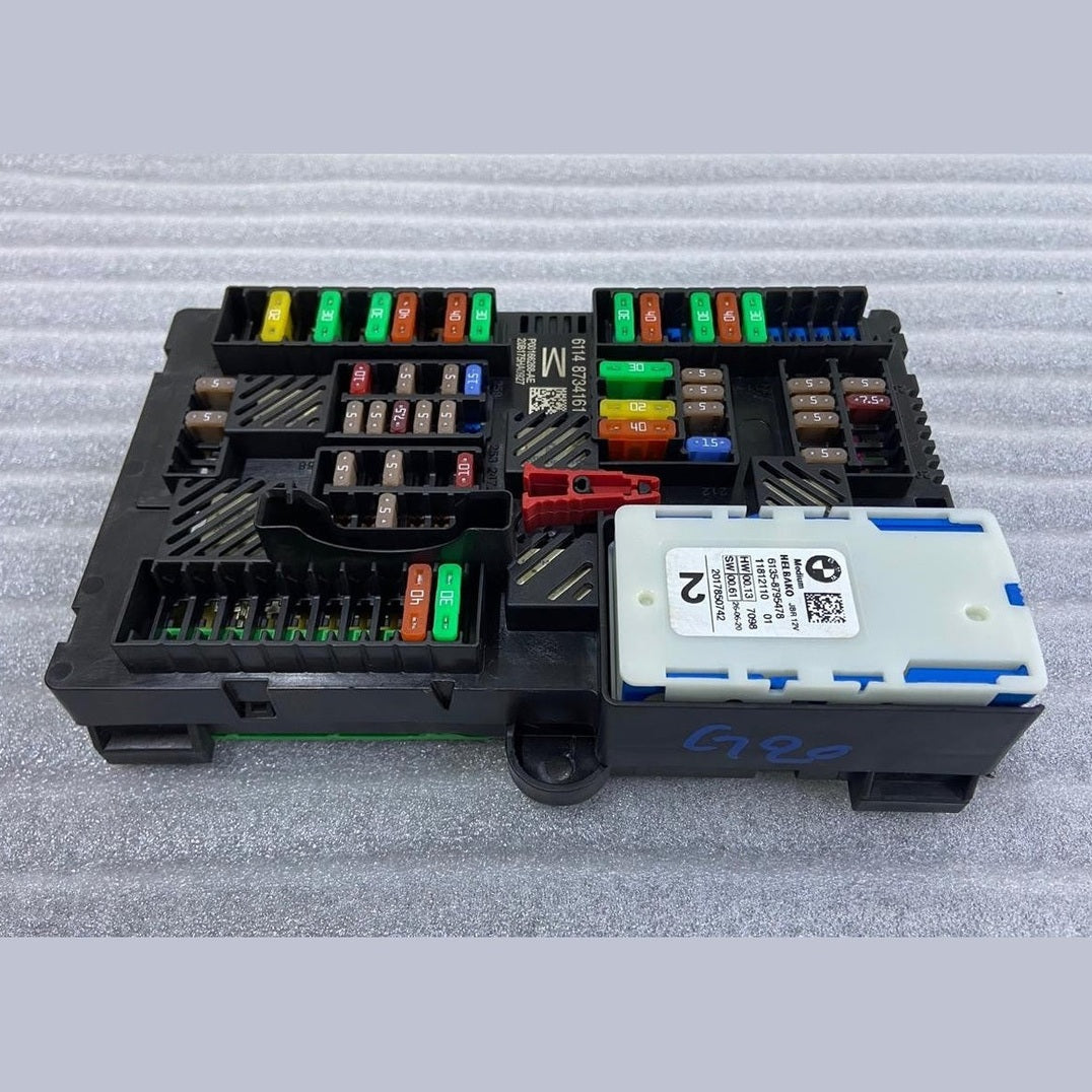 OEM BMW 330I M340 G20 POWER SUPPLY FUSE BOX CONTROL MODULE 8734161