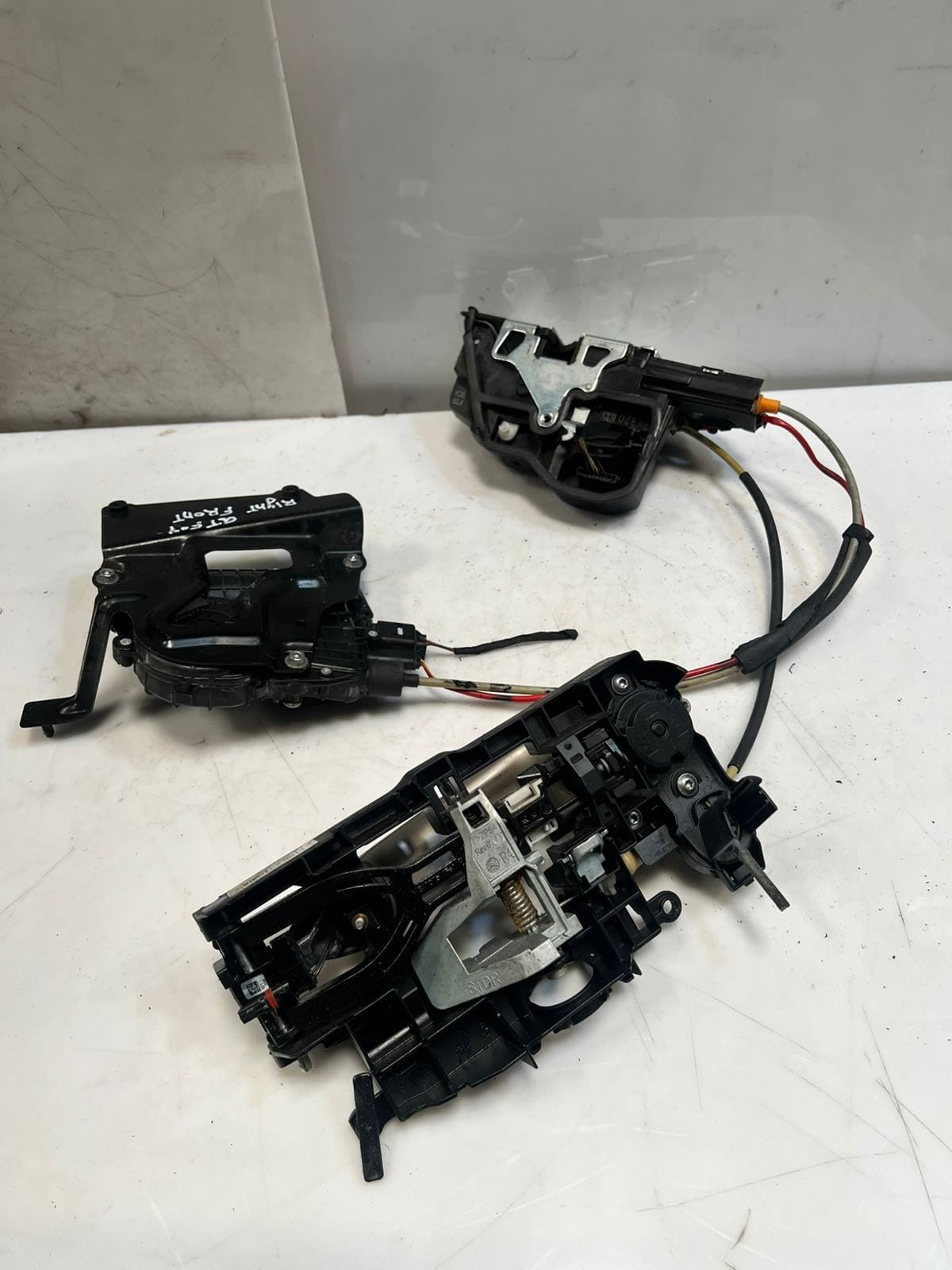 2014-2015 BMW 640i F06 F07 6' Gran Coupe Front RIGHT Door Lock 7276320 OEM
