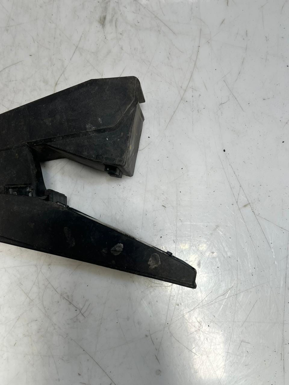 2011 BMW 328i E90 E60 F07 F25 E70 X5 GAS/ Accelerator Pedal MODULE 6852644 OEM