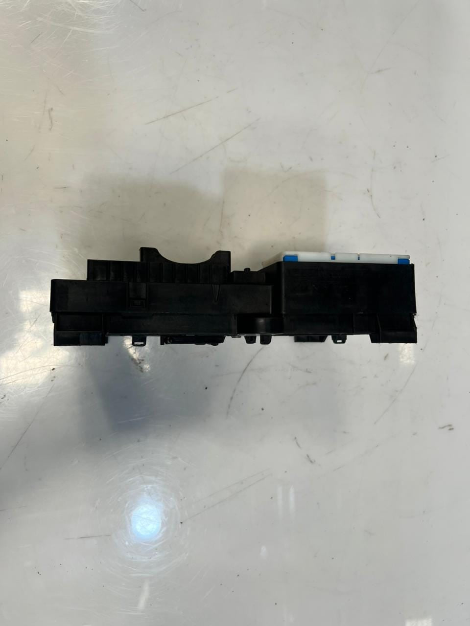 2022-2024 BMW iX 120 Power Distribution Fuse Box Module 5A45135 OEM