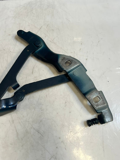 2009-2016 BMW Z4 E89 Engine Hood RIGHT Bonnet Hinge 7191512 OEM