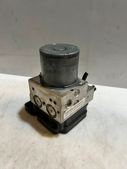2016 BMW 528i 5 Series F10 and 6 Series F12 L6 DXC9 Abs Pump 6876908 OEM