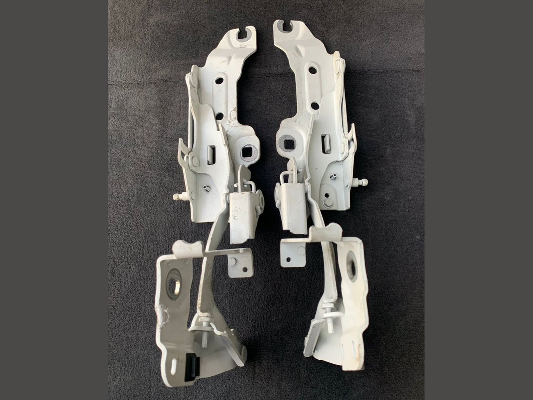 BMW 2 SERIES  F46 F45 HINGE FRONT HOOD LEFT AND RIGHT -7300521-7300522