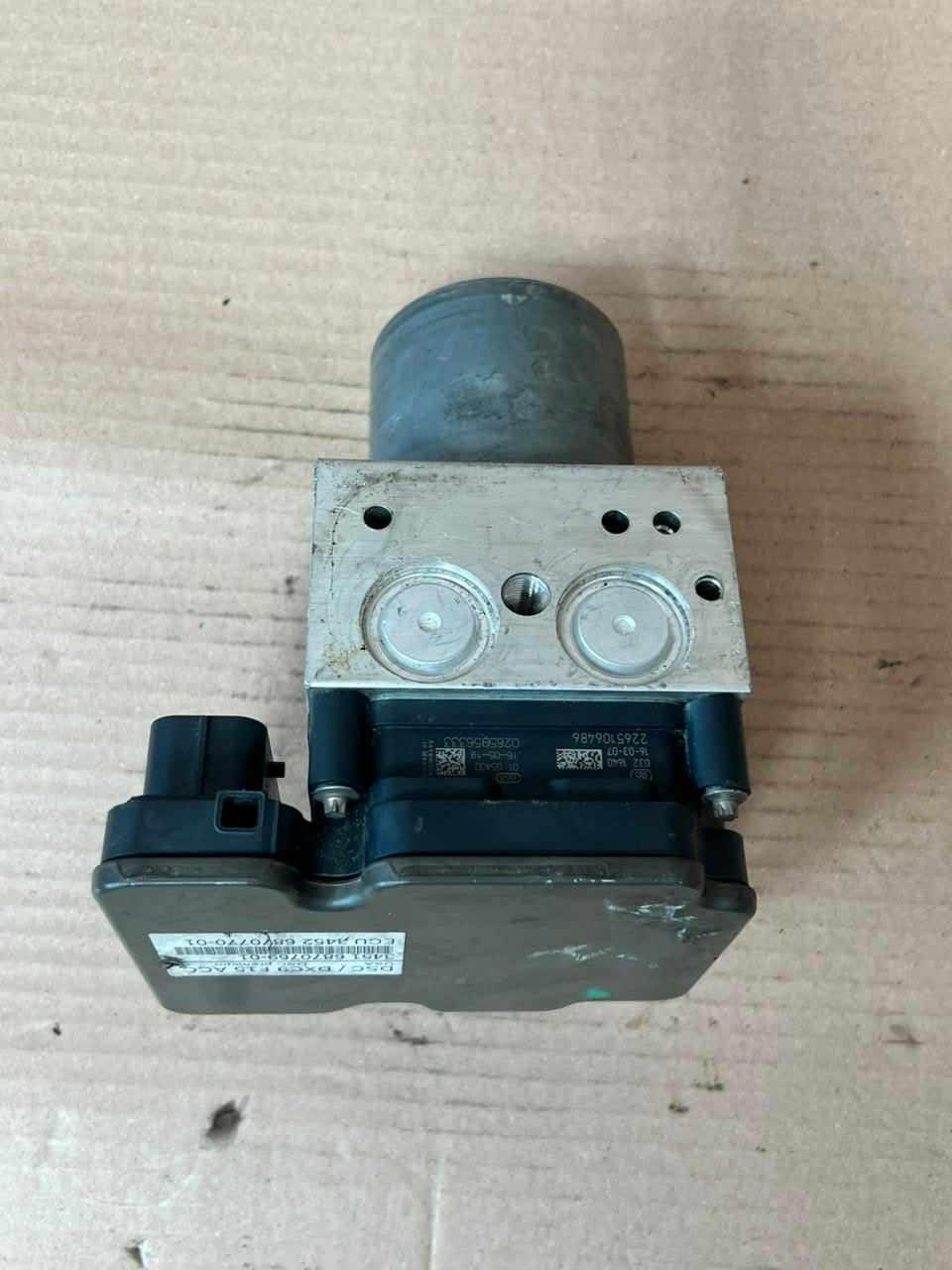 2015-2018 BMW F15 X5 F16 X6 Abs Module With Acc Active Cruise Control 6870769