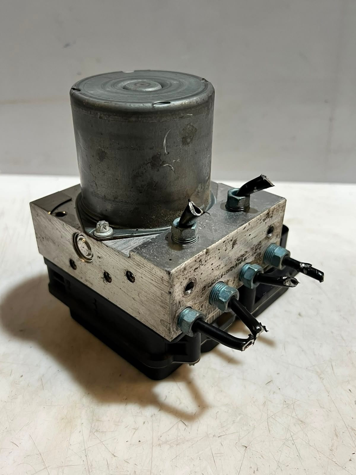 2010-2015 BMW X1 E84 2.0L PRE-LCI ABS Pump Hydraulic Unit 6850230 OEM