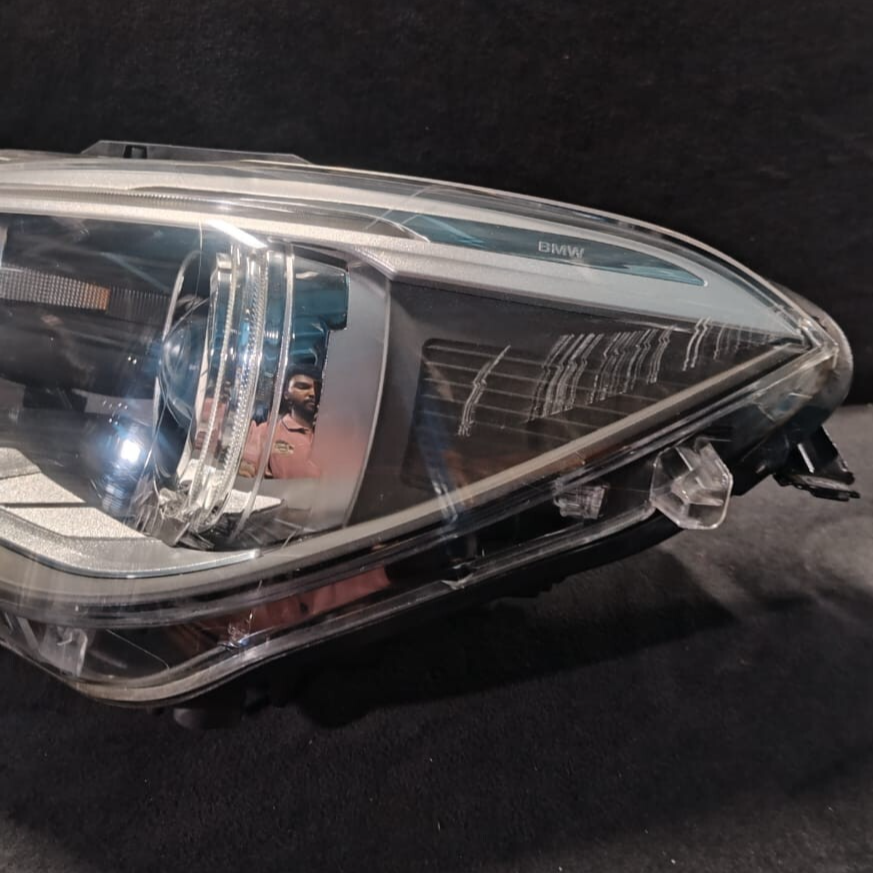 BMW 1 SERIES 120i 2012 F20 LEFT SIDE HEADLIGHT 7229687-09 ECE - 7229687