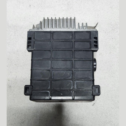 1989 Mercedes-Benz 300E Engine Control Module 0280800256 W124 W126