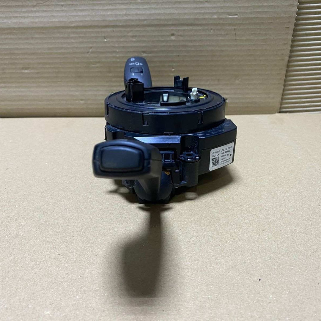 2012-2013 BMW 325i Steering Column Switch 9253746 F30 F33 F36 2 3 4 Series
