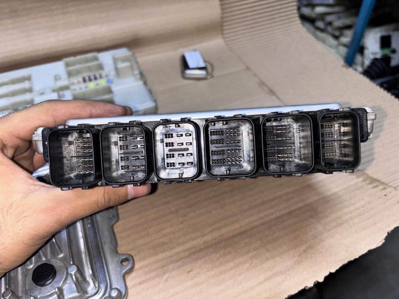 BMW 750li N63NB44C 2018 G12 ENGINE CONTROL UNIT COMPLETE SET + KEY  - 8680196