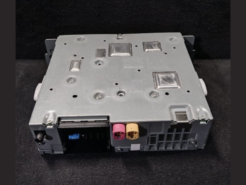 BMW X3 F25 CIC HEAD UNIT STEREO CD PLAYER HARMAN/BECKER  - 9269896