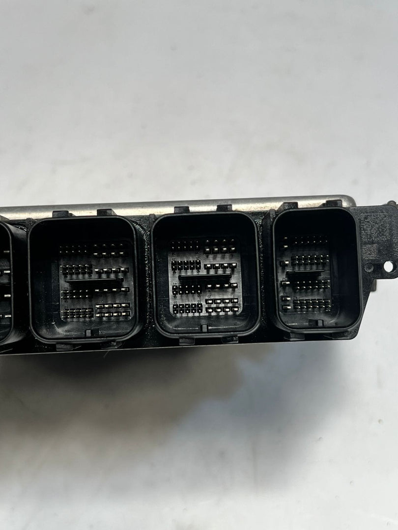 BMW B47 D20A G30 Engine Control Module ECU ONLY 8473992 OEM