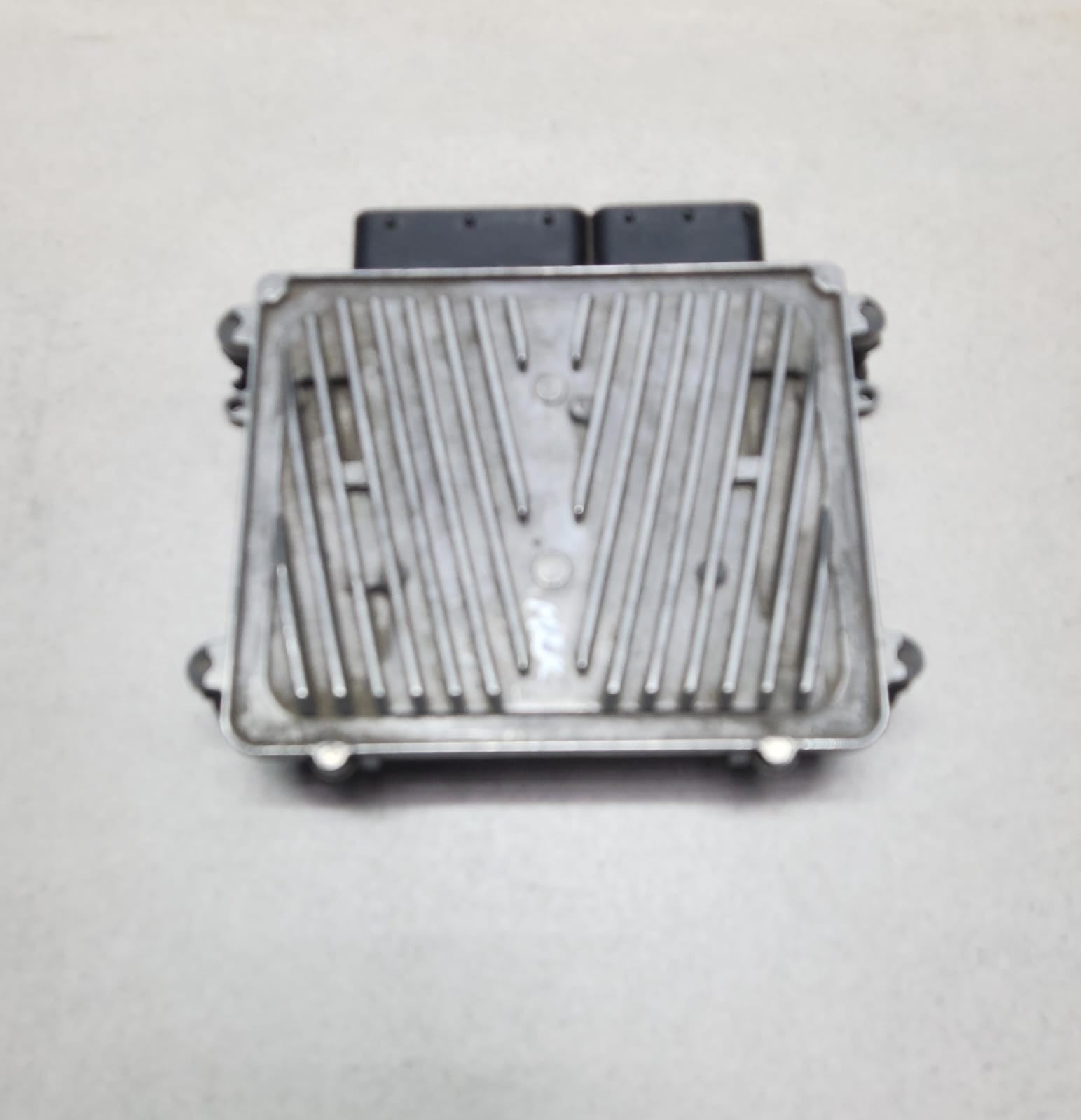 Mercedes-Benz CLK280 Engine Control Unit A2721535591 E280 CLK W209 