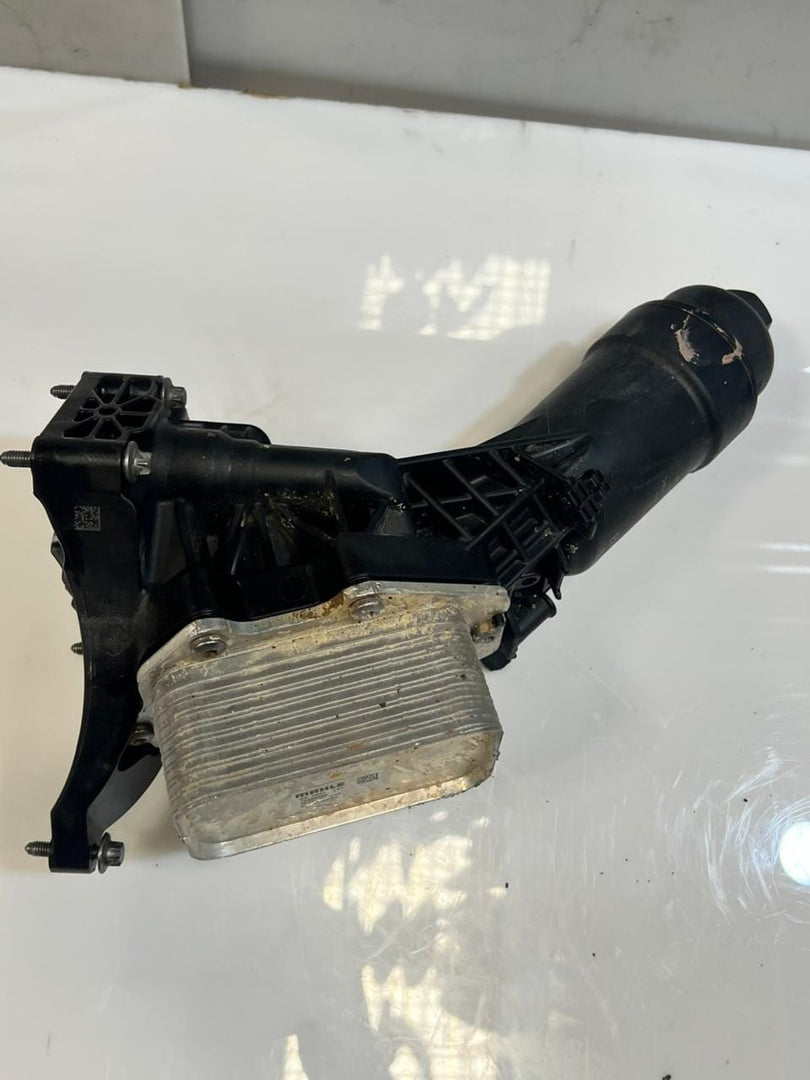 2018-2023 BMW 330i G20 G21 Oil Filter Housing HEAT EXCHANGER 72435982 8580414