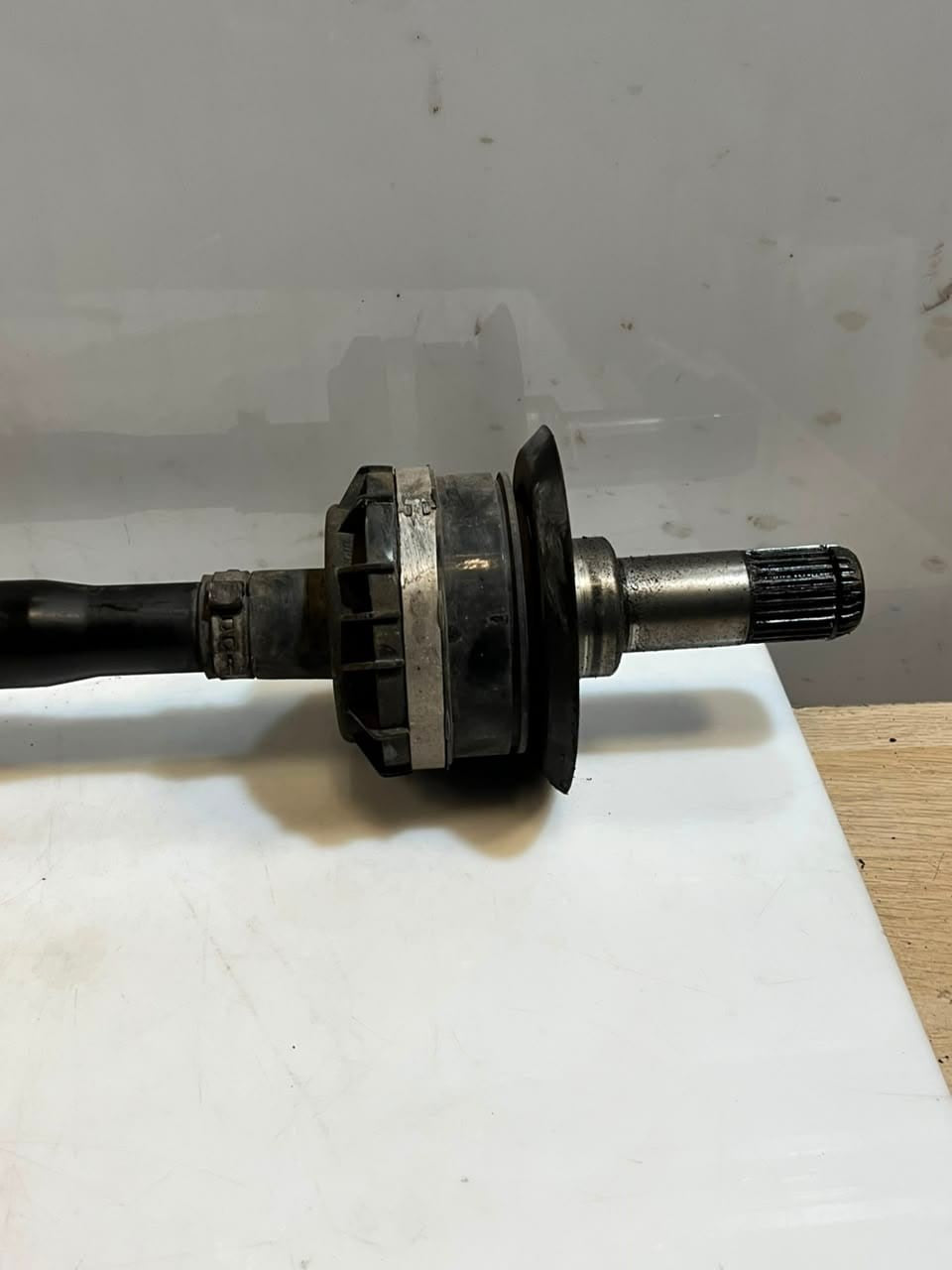 2021 BMW 330e 3 Series G20, G21, G28 Rear Left Driveshaft 8666073 OEM