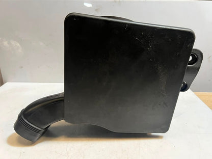 2001-2006 BMW 330Ci E46 3 Series Air Filter Housing 7501975 OEM