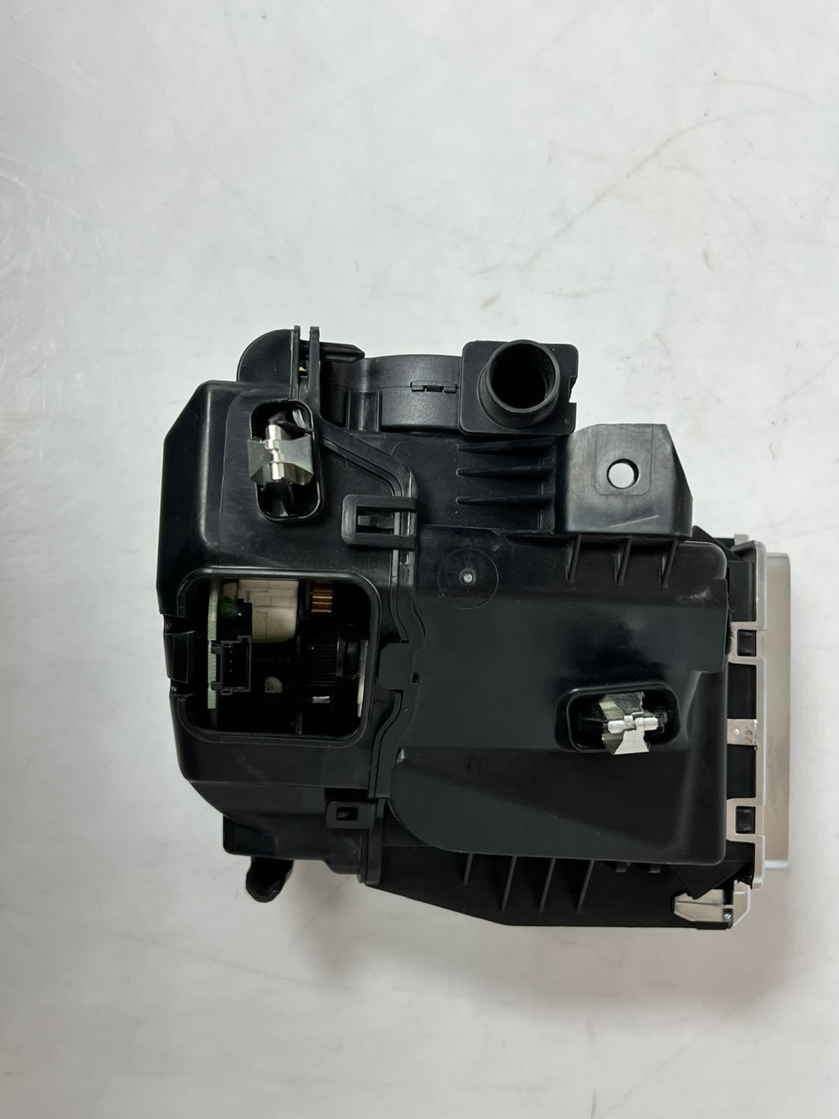 2015-2018 BMW 750i Ambient Air freshener Fragrance Control Unit 6411 6809615 OEM