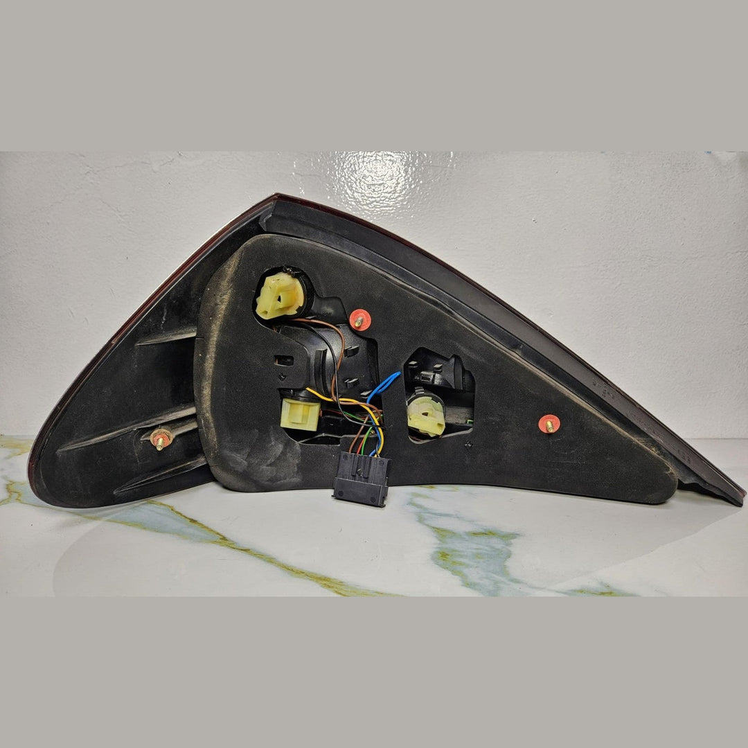 Mercedes W230 R230 SL500 AMG Rear Right Side Tail Light Lamp A230 8200864 OEM