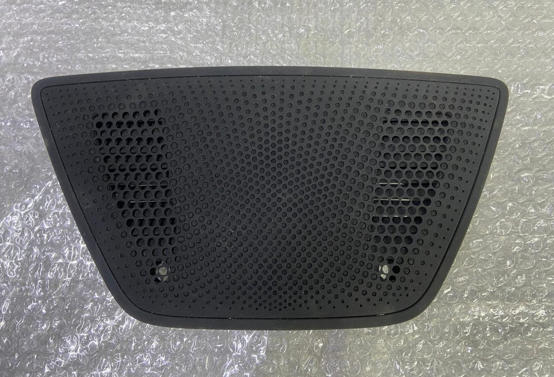 OEM BMW X5 G05 X6 G06 X7 Adapter Plate Centre with Speakers 9399276