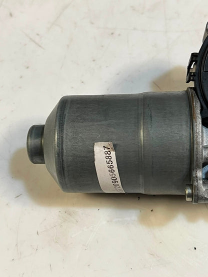 BMW X1 Series F48 RHD Front Windshield Wiper Motor 0390243529 OEM