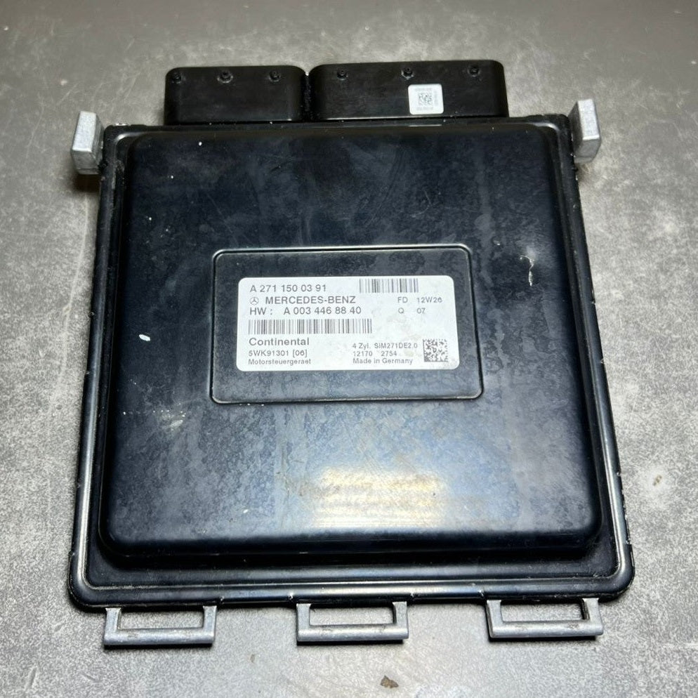 12-14 Mercedes Benz W204 C250 ECU ECM Engine Computer Control Module A2711500391