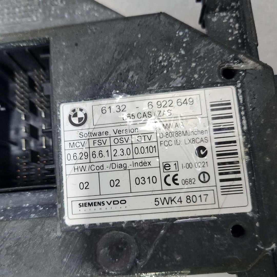 2002-2005 BMW 745i E66 Engine Control Module DME 7520929 V8