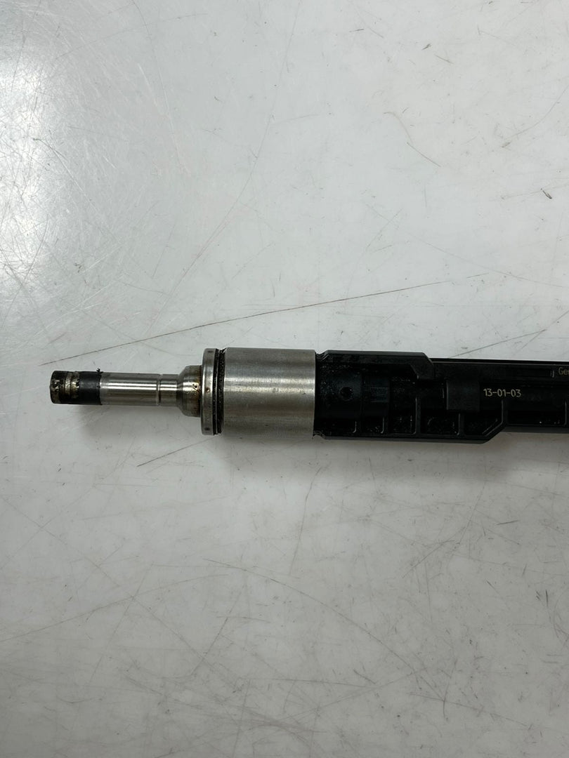 2016-2018 BMW F22 F30 F32 E89 F80 F82 F87 M2 M3 M4 Fuel Injector 7639994 OEM