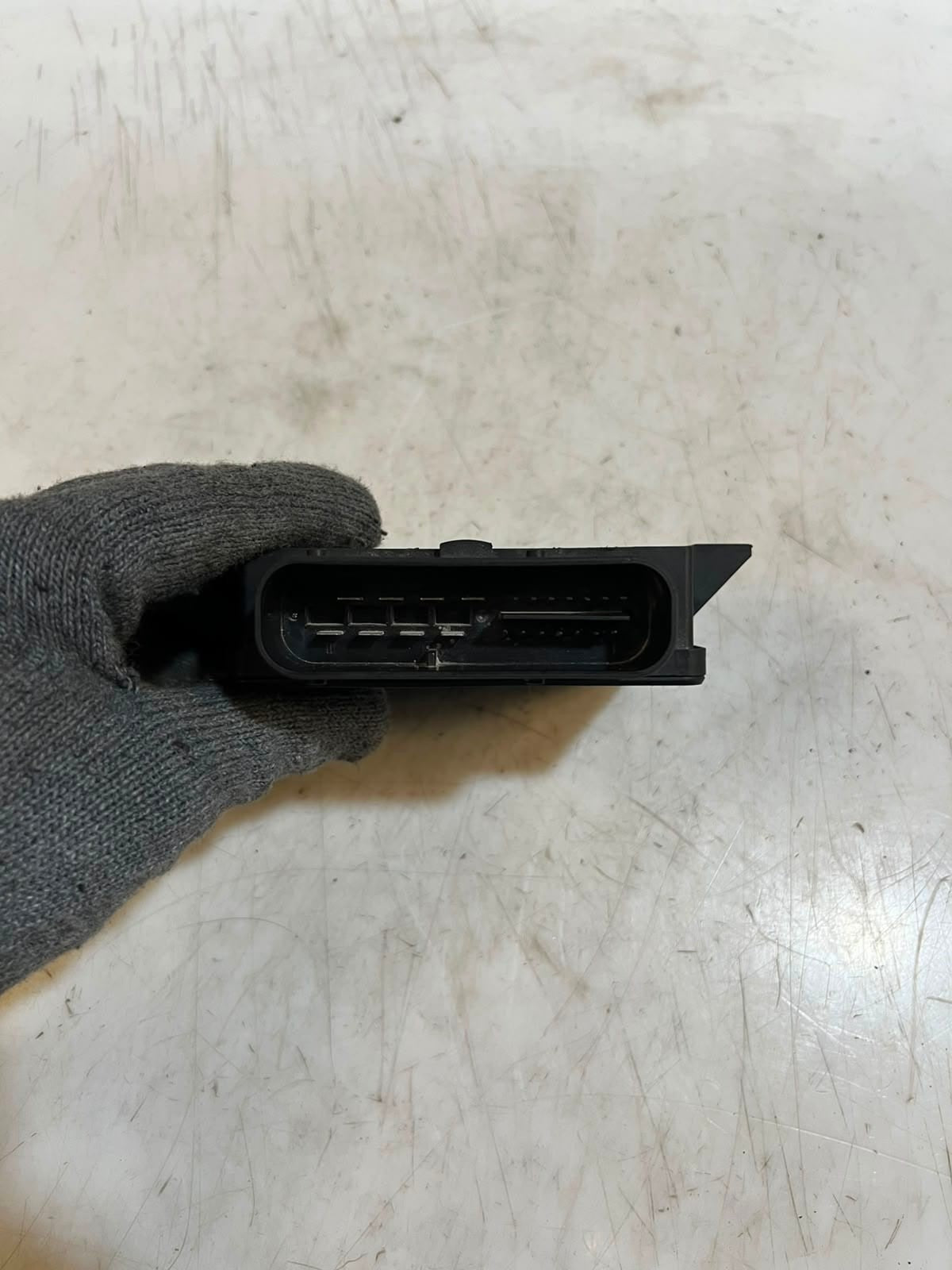 2010-2016 BMW 5 Series F10 F11 F12 F13 F25 535i Handbrake Control Module 6853703