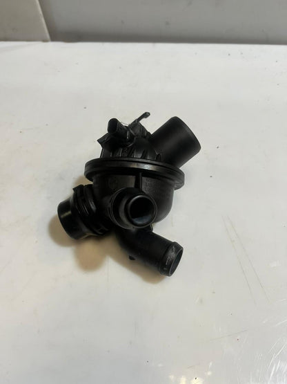 2011-2016 BMW X3 3 Series F30, 5 Series F10 Thermostat Housing 6601544 OEM