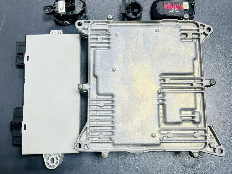 BMW 2013 520i F10 N20 ENGINE CONTROL COMPUTER ECU UNIT KIT DME 8606777