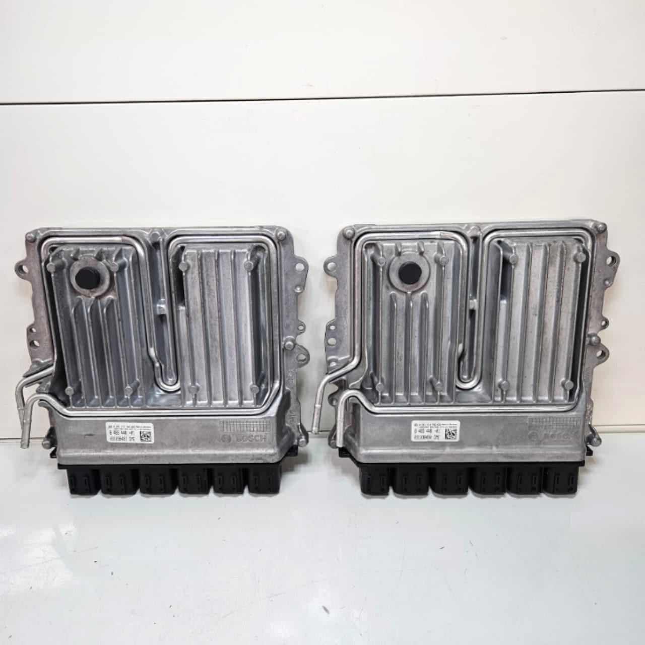 8489448-BMW 7 Series and M760i G12 N74 V12 Engine Control Unit ECM DME Key Set